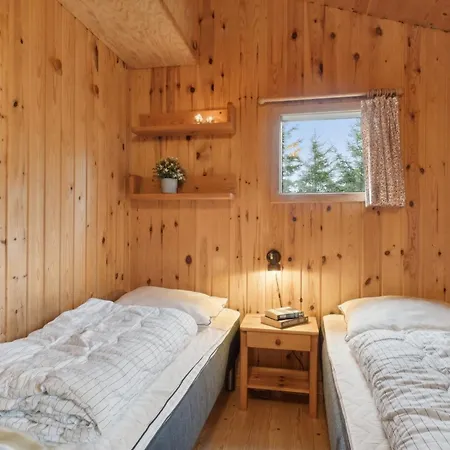 Сasa de vacaciones Asmo - 350m From The Sea By Interhome