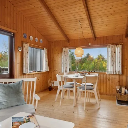 Сasa de vacaciones Asmo - 350m From The Sea By Interhome *